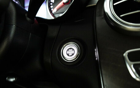 Mercedes-Benz GLC, 2019 год, 3 299 585 рублей, 21 фотография