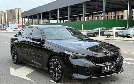 BMW 5 серия, 2025 год, 7 400 032 рублей, 1 фотография