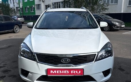 KIA cee'd I рестайлинг, 2010 год, 780 000 рублей, 1 фотография