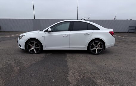 Chevrolet Cruze II, 2010 год, 850 000 рублей, 5 фотография