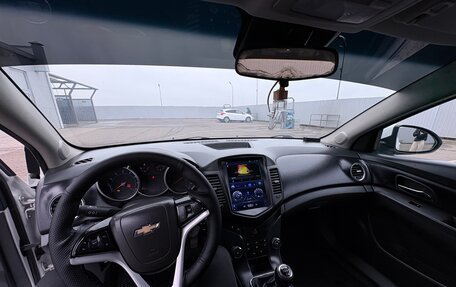 Chevrolet Cruze II, 2010 год, 850 000 рублей, 11 фотография