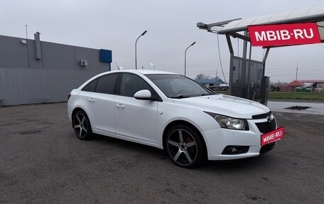 Chevrolet Cruze II, 2010 год, 850 000 рублей, 2 фотография
