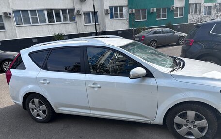KIA cee'd I рестайлинг, 2010 год, 780 000 рублей, 2 фотография