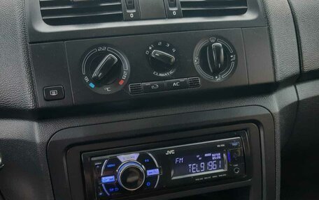 Skoda Fabia II, 2010 год, 350 000 рублей, 7 фотография