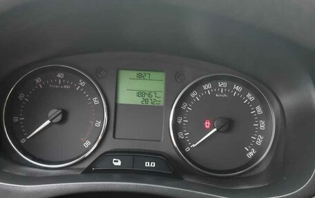 Skoda Fabia II, 2010 год, 350 000 рублей, 11 фотография