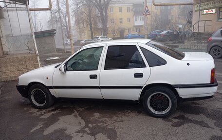Opel Vectra A, 1991 год, 150 000 рублей, 3 фотография