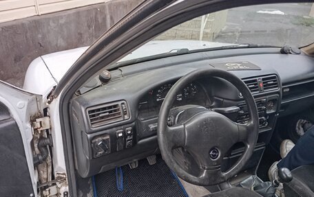 Opel Vectra A, 1991 год, 150 000 рублей, 8 фотография