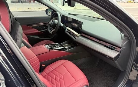 BMW 5 серия, 2025 год, 7 400 032 рублей, 7 фотография