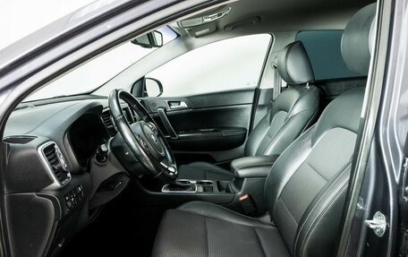 KIA Sportage IV рестайлинг, 2018 год, 2 378 000 рублей, 6 фотография