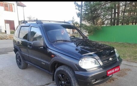 Chevrolet Niva I рестайлинг, 2006 год, 310 000 рублей, 1 фотография