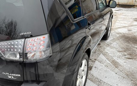 Mitsubishi Outlander III рестайлинг 3, 2007 год, 865 000 рублей, 14 фотография