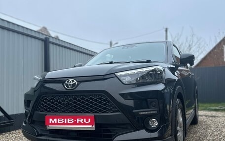 Toyota Raize I, 2021 год, 1 800 000 рублей, 4 фотография