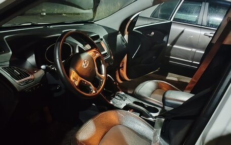 Hyundai ix35 I рестайлинг, 2012 год, 1 100 000 рублей, 3 фотография