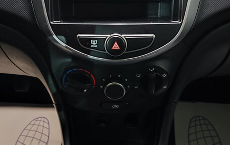 Hyundai Solaris II рестайлинг, 2016 год, 730 000 рублей, 13 фотография