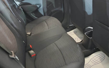 Hyundai Solaris II рестайлинг, 2016 год, 730 000 рублей, 16 фотография