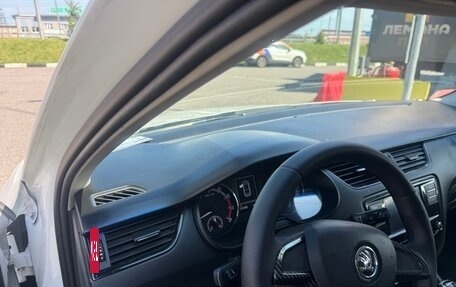 Skoda Octavia, 2018 год, 920 000 рублей, 7 фотография