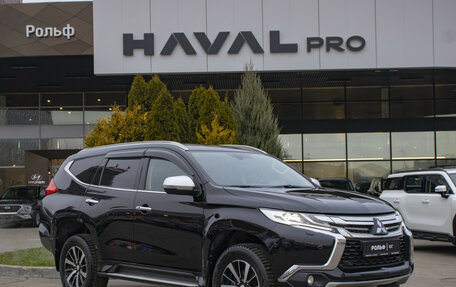 Mitsubishi Pajero Sport III рестайлинг, 2019 год, 2 892 000 рублей, 3 фотография