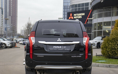 Mitsubishi Pajero Sport III рестайлинг, 2019 год, 2 892 000 рублей, 6 фотография