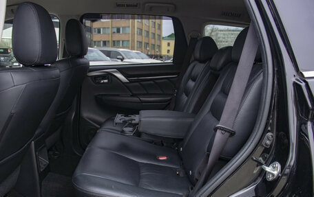 Mitsubishi Pajero Sport III рестайлинг, 2019 год, 2 892 000 рублей, 10 фотография