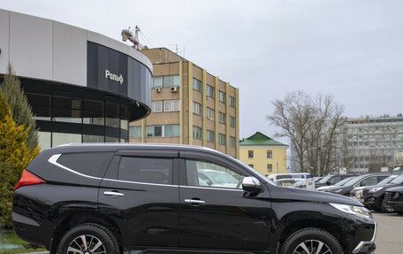 Mitsubishi Pajero Sport III рестайлинг, 2019 год, 2 892 000 рублей, 4 фотография