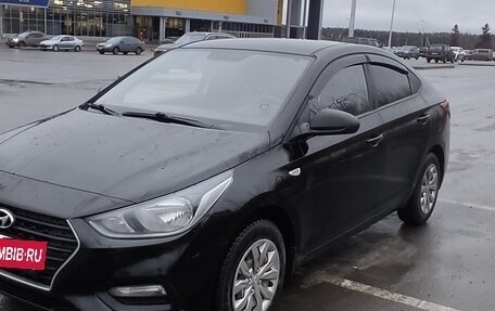 Hyundai Solaris II рестайлинг, 2017 год, 1 000 000 рублей, 2 фотография
