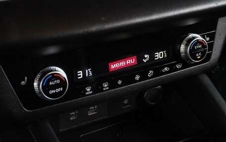 Mitsubishi Outlander, 2021 год, 3 498 000 рублей, 20 фотография