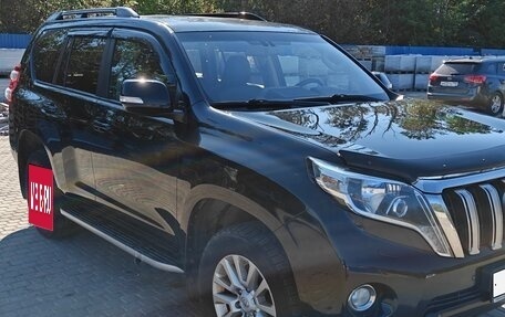 Toyota Land Cruiser Prado 150 рестайлинг 2, 2015 год, 3 700 000 рублей, 8 фотография