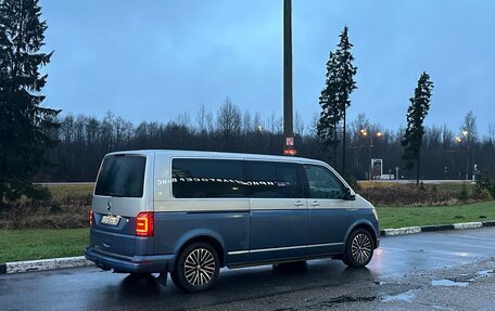 Volkswagen Multivan T6 рестайлинг, 2019 год, 7 150 000 рублей, 2 фотография