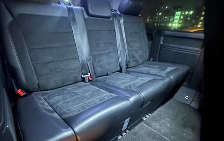 Volkswagen Multivan T6 рестайлинг, 2019 год, 7 150 000 рублей, 7 фотография