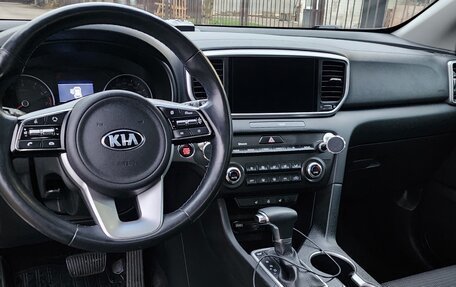 KIA Sportage IV рестайлинг, 2021 год, 2 550 000 рублей, 16 фотография