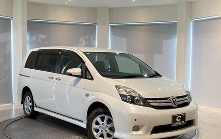 Toyota ISis I, 2017 год, 1 250 000 рублей, 2 фотография