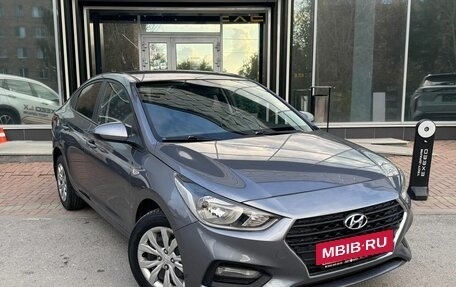 Hyundai Solaris II рестайлинг, 2017 год, 1 020 000 рублей, 3 фотография