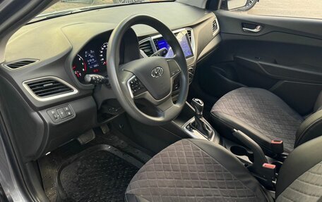Hyundai Solaris II рестайлинг, 2017 год, 1 020 000 рублей, 10 фотография