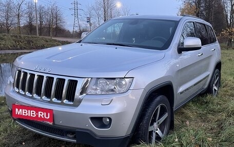 Jeep Grand Cherokee, 2012 год, 1 800 000 рублей, 3 фотография