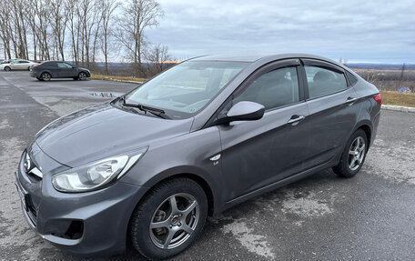 Hyundai Solaris II рестайлинг, 2011 год, 535 000 рублей, 5 фотография