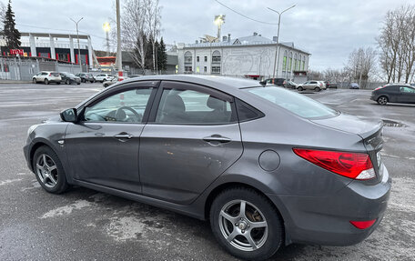 Hyundai Solaris II рестайлинг, 2011 год, 535 000 рублей, 6 фотография