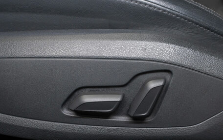 Audi A4, 2019 год, 2 690 000 рублей, 15 фотография