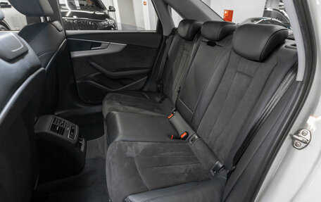 Audi A4, 2019 год, 2 690 000 рублей, 12 фотография