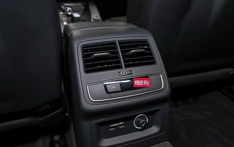 Audi A4, 2019 год, 2 690 000 рублей, 13 фотография