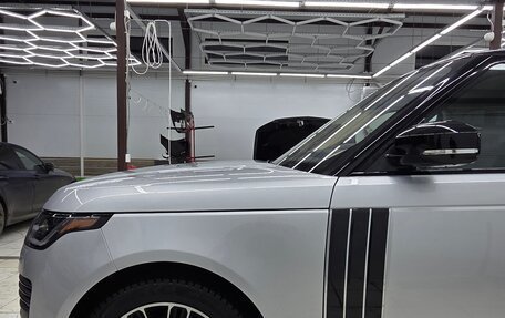 Land Rover Range Rover IV рестайлинг, 2020 год, 7 600 000 рублей, 3 фотография