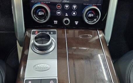 Land Rover Range Rover IV рестайлинг, 2020 год, 7 600 000 рублей, 21 фотография