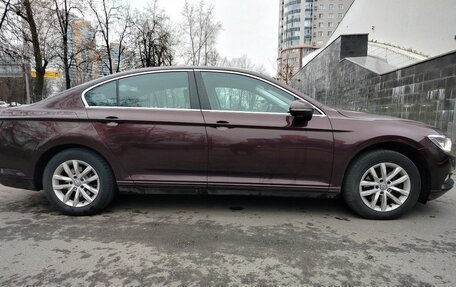 Volkswagen Passat B8 рестайлинг, 2018 год, 1 730 000 рублей, 4 фотография