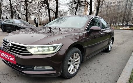 Volkswagen Passat B8 рестайлинг, 2018 год, 1 730 000 рублей, 3 фотография
