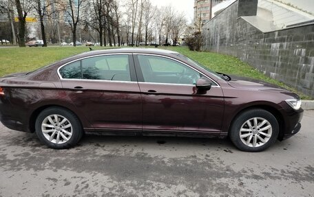 Volkswagen Passat B8 рестайлинг, 2018 год, 1 730 000 рублей, 5 фотография