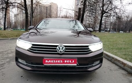 Volkswagen Passat B8 рестайлинг, 2018 год, 1 730 000 рублей, 7 фотография