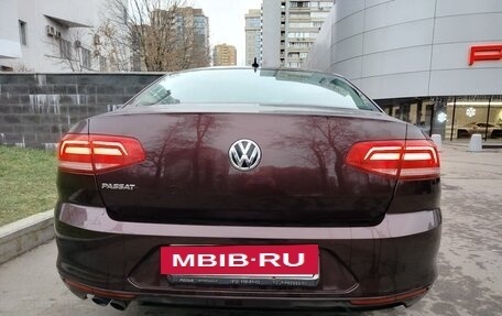 Volkswagen Passat B8 рестайлинг, 2018 год, 1 730 000 рублей, 11 фотография