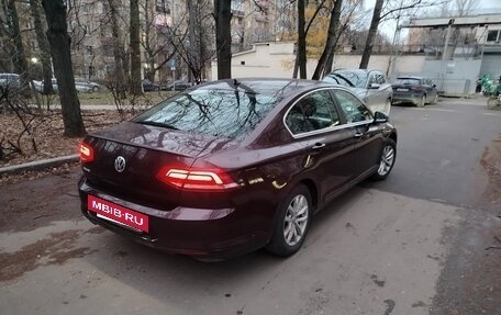 Volkswagen Passat B8 рестайлинг, 2018 год, 1 730 000 рублей, 24 фотография