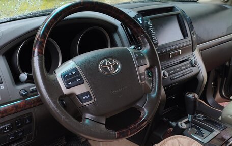 Toyota Land Cruiser 200, 2010 год, 3 450 000 рублей, 4 фотография