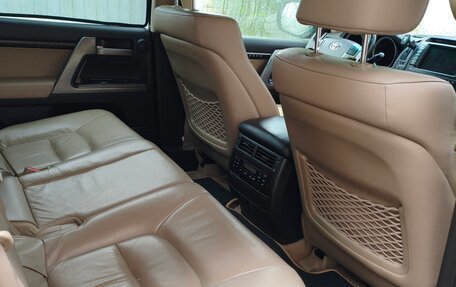 Toyota Land Cruiser 200, 2010 год, 3 450 000 рублей, 13 фотография