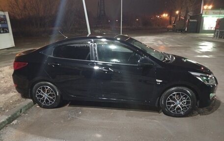 Hyundai Solaris II рестайлинг, 2015 год, 1 175 000 рублей, 13 фотография